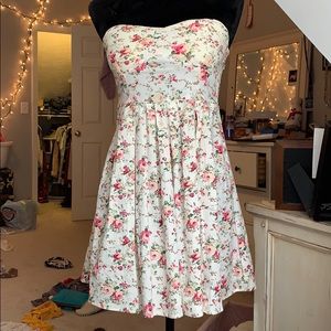 Rue 21 strapless dress